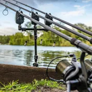 Suport de Ponton Pentru Lansete Avid Carp Lok Down Adjustable Stage Stand
