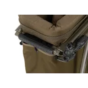 Pat Pescuit cu Sac de Dormit Fox Flatliner X MF8 – 8 picioare ,sac 5 sezoane