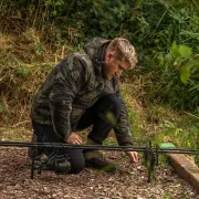 Jacheta Avid Carp Ripstop Camo Thermal Jacket