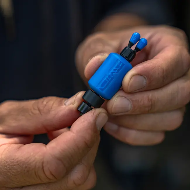 Hanger Pescuit Avid Carp Revolve Bobbin Kit