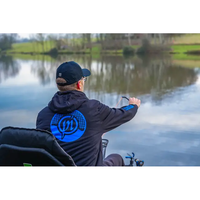 Sapca Preston Black Blue HD Cap – Stil și Confort pentru Pescari