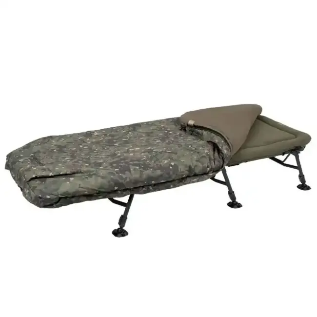Pat cu Sac de Dormit Trakker RLX 6 Leg Camo Carp Bed System