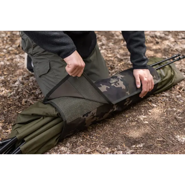 Geanta Korda Compac Dark Kamo Bivvy Wrap
