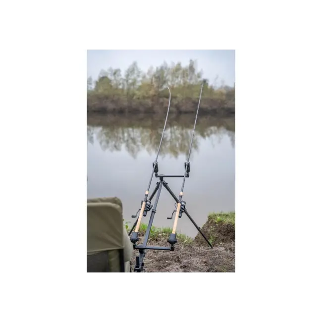 Brat Tripod Feeder cu 2 Bare Korum