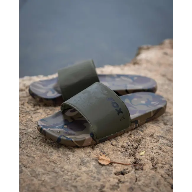 Papuci Fox Sliders Camo Khaki – Incaltaminte usoara pentru pescuit