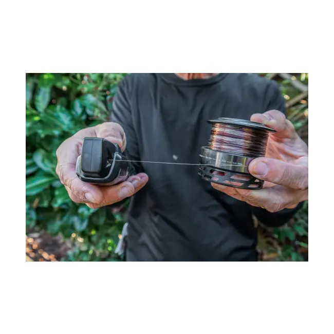 Dispozitiv Electric pentru Scos Fir de pe Tambur ZEBCO Trophy Line Stripper