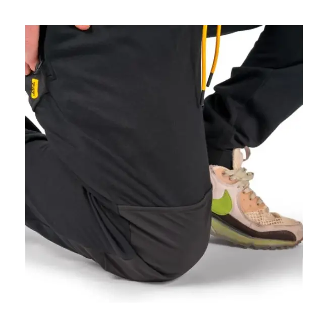 Pantaloni Pescuit Black Cat HD Joggers Negru-Galben