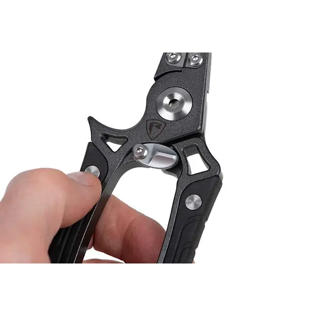 Cleste Fox Rage Belt Pliers