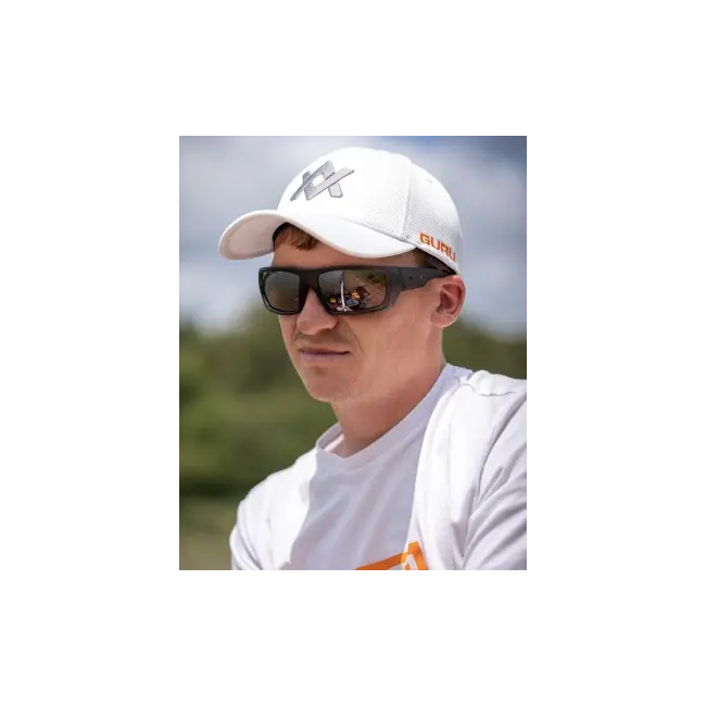Sapca Guru Aventus White Cap
