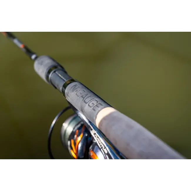 Lanseta Guru N-Gauge Pro Feeder, 3.66m, 1-60g, 3+3buc