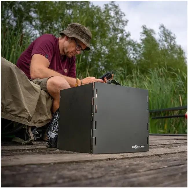 Paravant Pliabil Korda Windshield Large