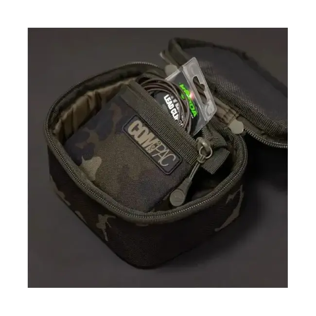 Borseta Korda Compac 100 Tackle Pouch, Dark Kamo,15×12.5×8.5cm