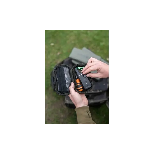 Borseta Korda Compac 70 Tackle Pouch Dark Kamo,15.5x8.5x4cm