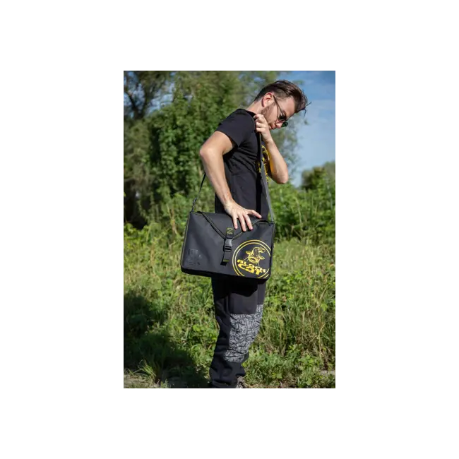 Geanta BLACK CAT Shoulder Bag Black Cat BLCK Lure Carrier, 38x26x13cm