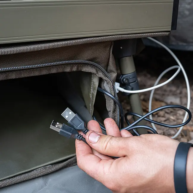 Masă pentru Monturi Avid Carp Double Decker Bivvy Table + Organiser