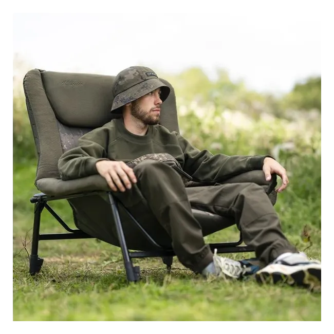 Scaun Nash Indulgence Emperor Chair, Camo