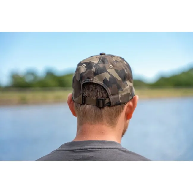 Sapca Avid Carp Distortion Dark Camo Cap