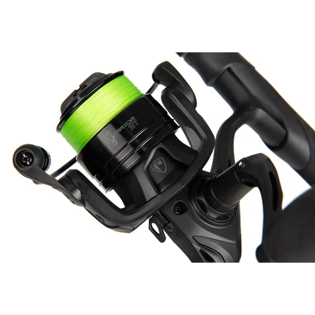 Combo Fox Rage Warrior ST Medium Spin – Lanseta 15-50g + Mulineta 2000 + Fir Textil + Set Naluci