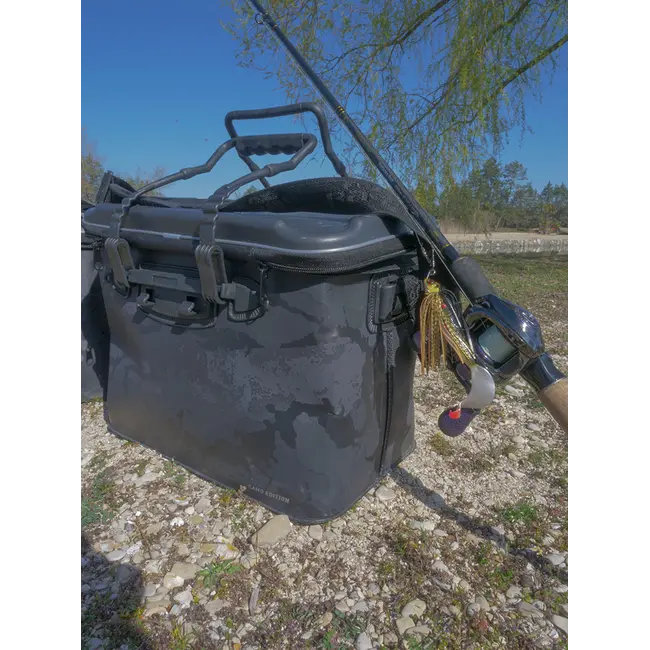 Geanta Fox Rage Voyager Camo Welded Bag Medium, 30.8x23.8x28cm 