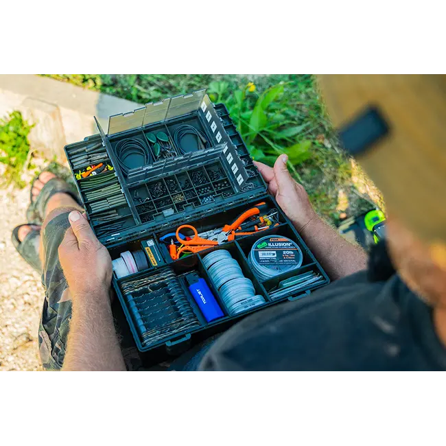 Cutie pentru Accesorii Fox EDGES Medium Tackle Box