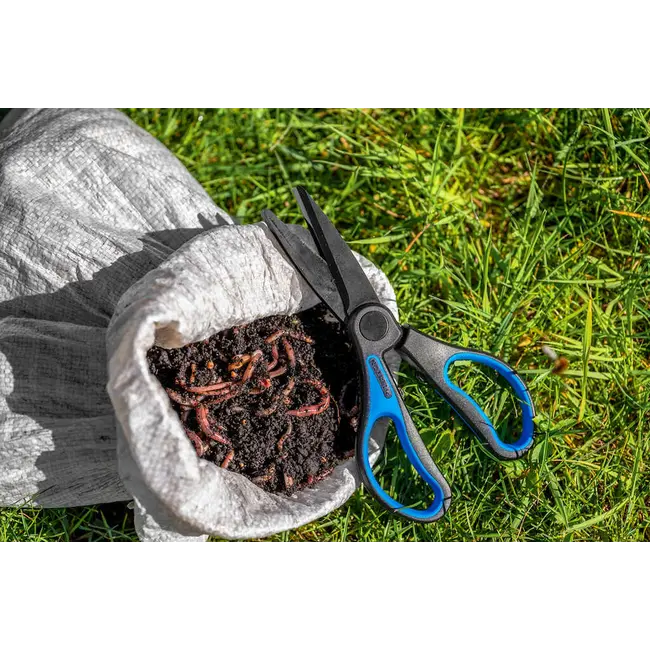 Foarfeca pentru Viermi Preston Worm Scissors Double Bladed Carp Fishing