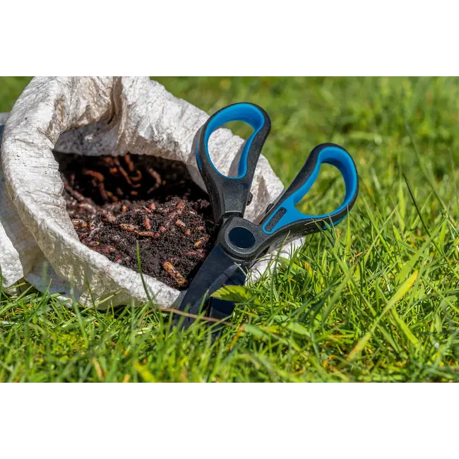 Foarfeca pentru Viermi Preston Worm Scissors Double Bladed Carp Fishing