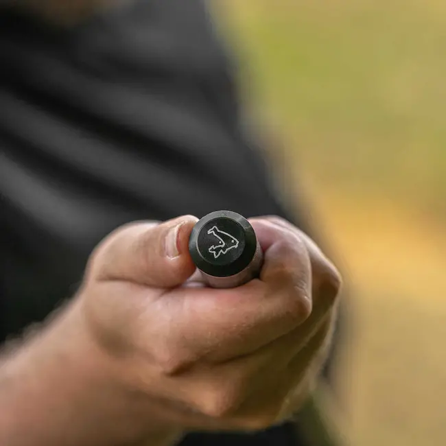 Minciog Pescuit la Crap Avid Carp Revolve Net,42" , 2 Tronsoane, 2.40m