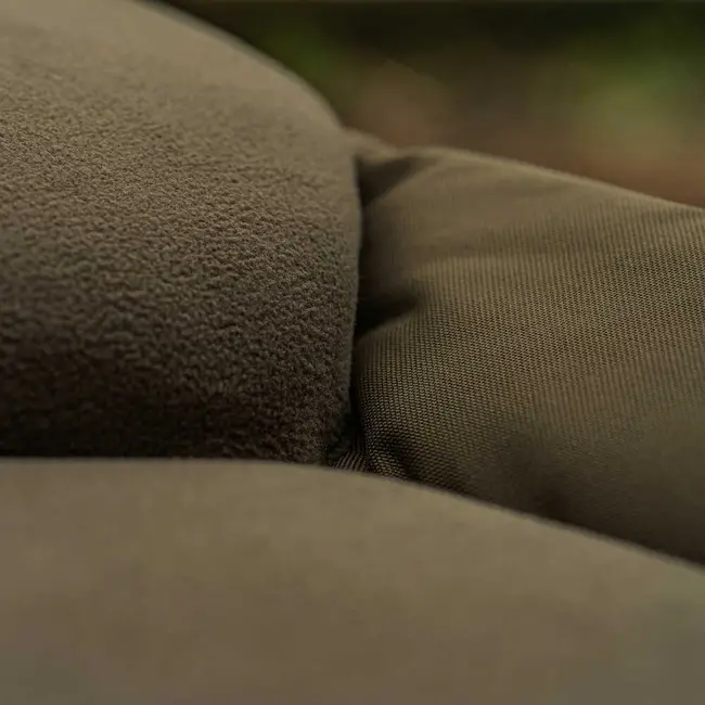 Pat Pescuit Avid Carp Revolve X Bed