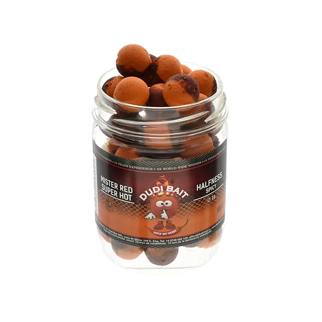 Boilies de Carlig Critic Echilibrat Mister Red Super Hot Halfness Spicy, 100g