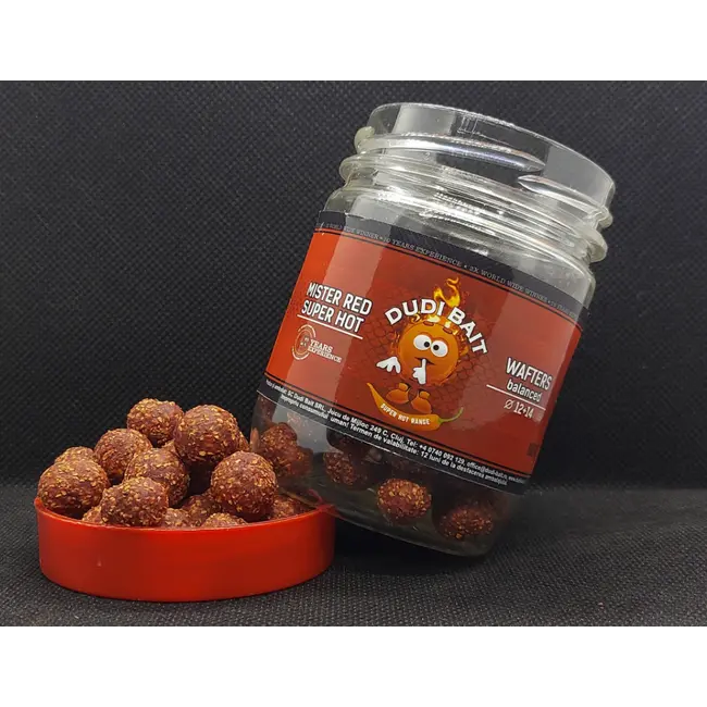 Boilies de Carlig Critic Echilibrat Mister Red Super Hot Wafters, 100g