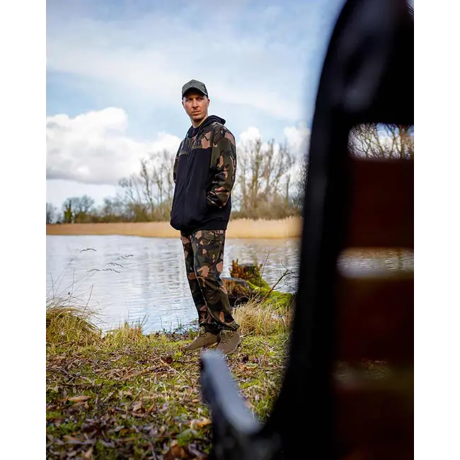 Hanorac Fox Light Weight Black Camo Split Zip Hoody