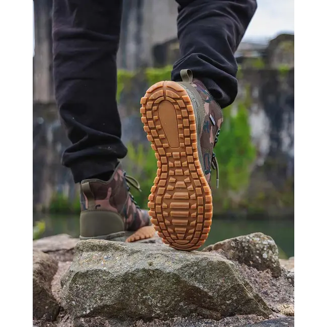 Bocanci Fox Khaki/Camo V2 BOOT,Culoare Camo! Disponibil  in stoc din 20.03.2025 !