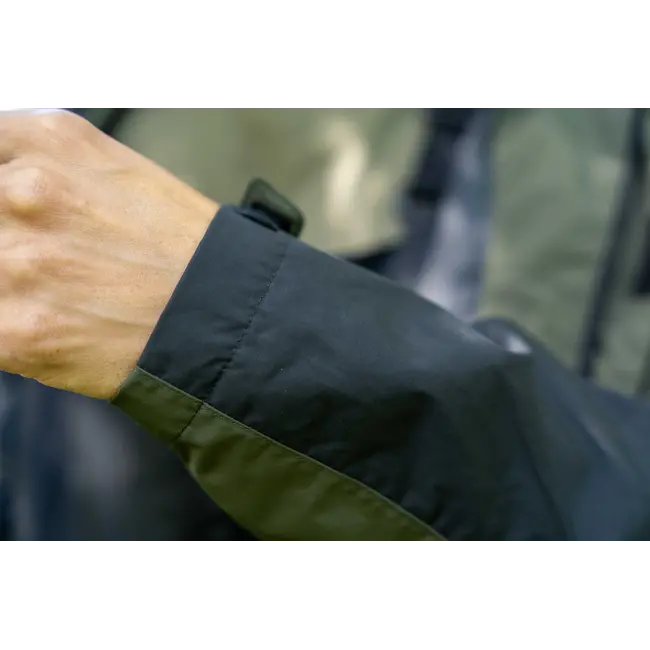 Costum Impermeabil Pescuit Korum Neoteric 5X5 Waterproof Suit, Green/Black