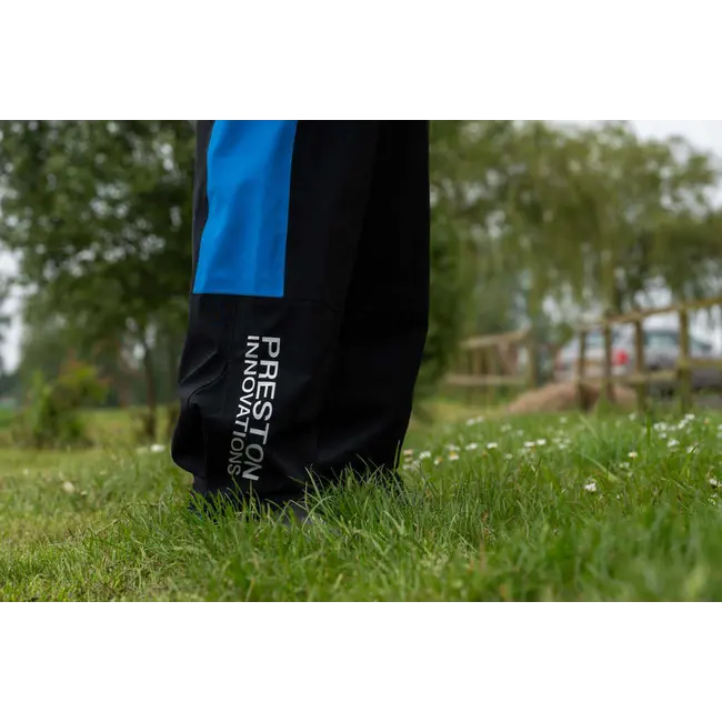 Costum Preston DF Utra Suit, Black/Blue