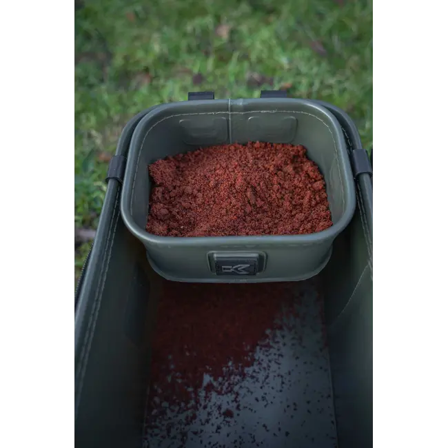 Geanta Korum EVA Bait Station + Doua Tavi Interne, 28x18x18cm si 15x12x7cm