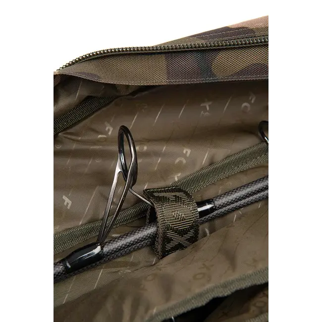 Husa Lansete si Mulinete Fox Camolite 13FT Tri Sleeves, 3 Lansete + 3 Mulinete