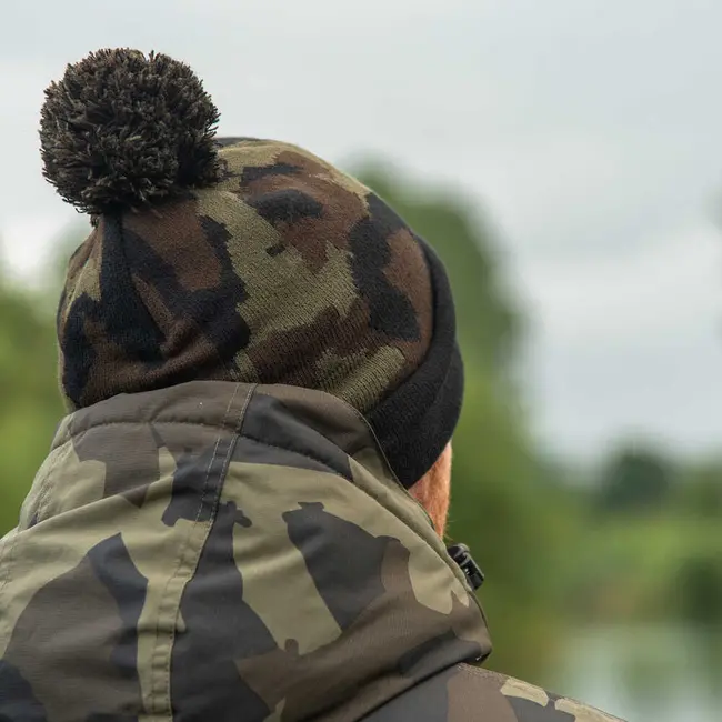 Caciula Avid Carp Black Camo Bobble Hat