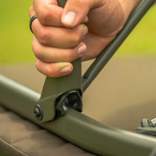 Pat Avid Pescuit Carp Benchmark Ultra X Bed