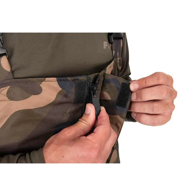 Noul Costum  Pescuit FOX  Khaki/Camo Winter Suit