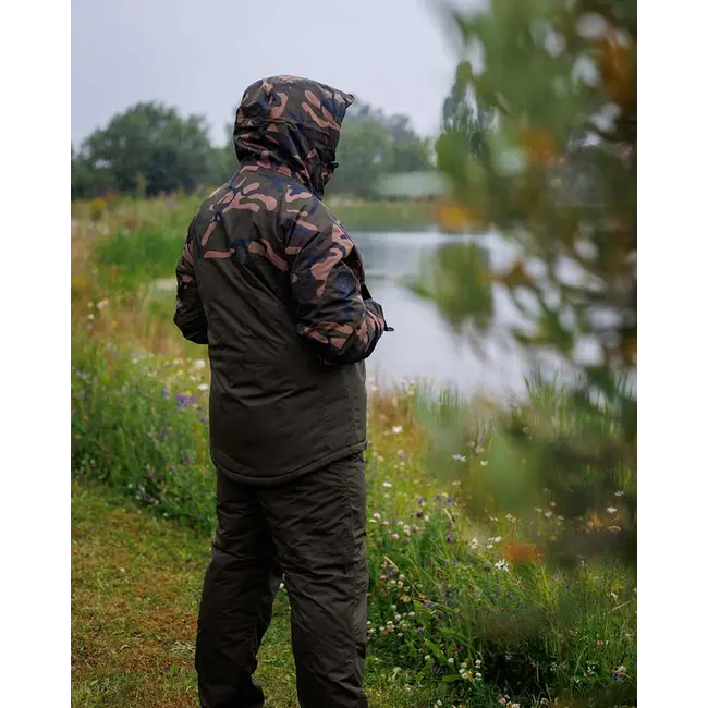 Noul Costum  Pescuit FOX  Khaki/Camo Winter Suit