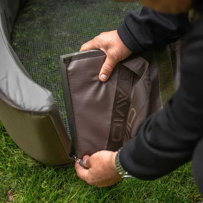 Saltea de Primire Avid Carp Pro-Tect Deluxe Cradle, 126x72x26cm