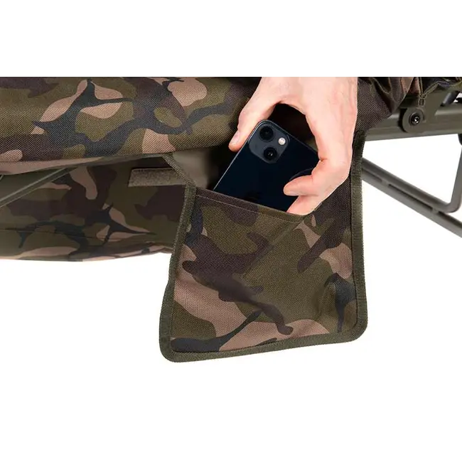 Scaun Pescuit Fox Super Deluxe Arm Chair – Confort și Stabilitate