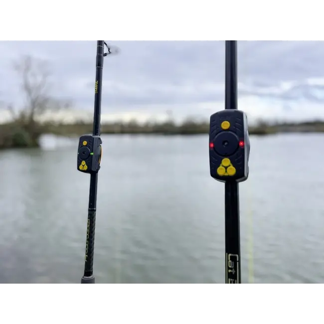 Set Avertizoare Pescuit Montabile pe Lanseta + Statie Black Cat Battle Sounder, 2+1